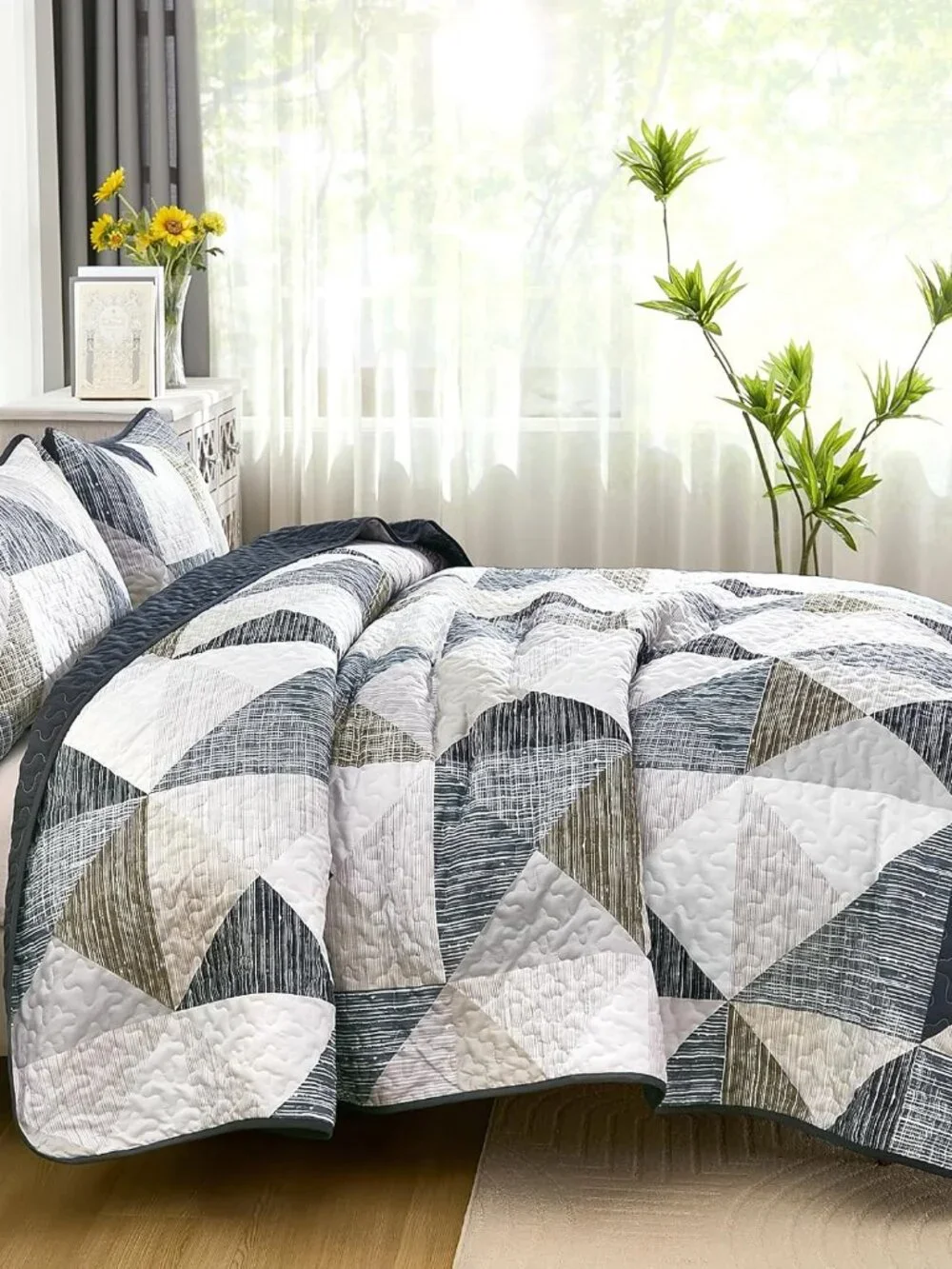 Rustic Grey Blue Geometric 3-Piece Patchwork Quilt Set